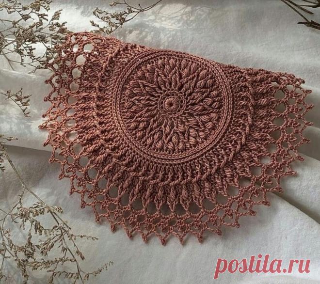 Роскошная салфетка крючком НРАВИТСЯ ПОСТ? ДАЙТЕ НАМ ЗНАТЬ! НАПИШИТЕ КОММЕНТАРИЙ, СОХРАНИТЕ ЕГО В ЗАКЛАДКИ! А, МОЖЕТ, ВЯЗАЛИ ПОХОЖЕЕ ИЗДЕЛИЕ? БУДЕМ РАДЫ УЗНАТЬ О ВАШЕМ ОПЫТЕ!НОВЫЙ КОНКУРС С ДЕНЕЖНЫМИ ПРИЗАМИ! 