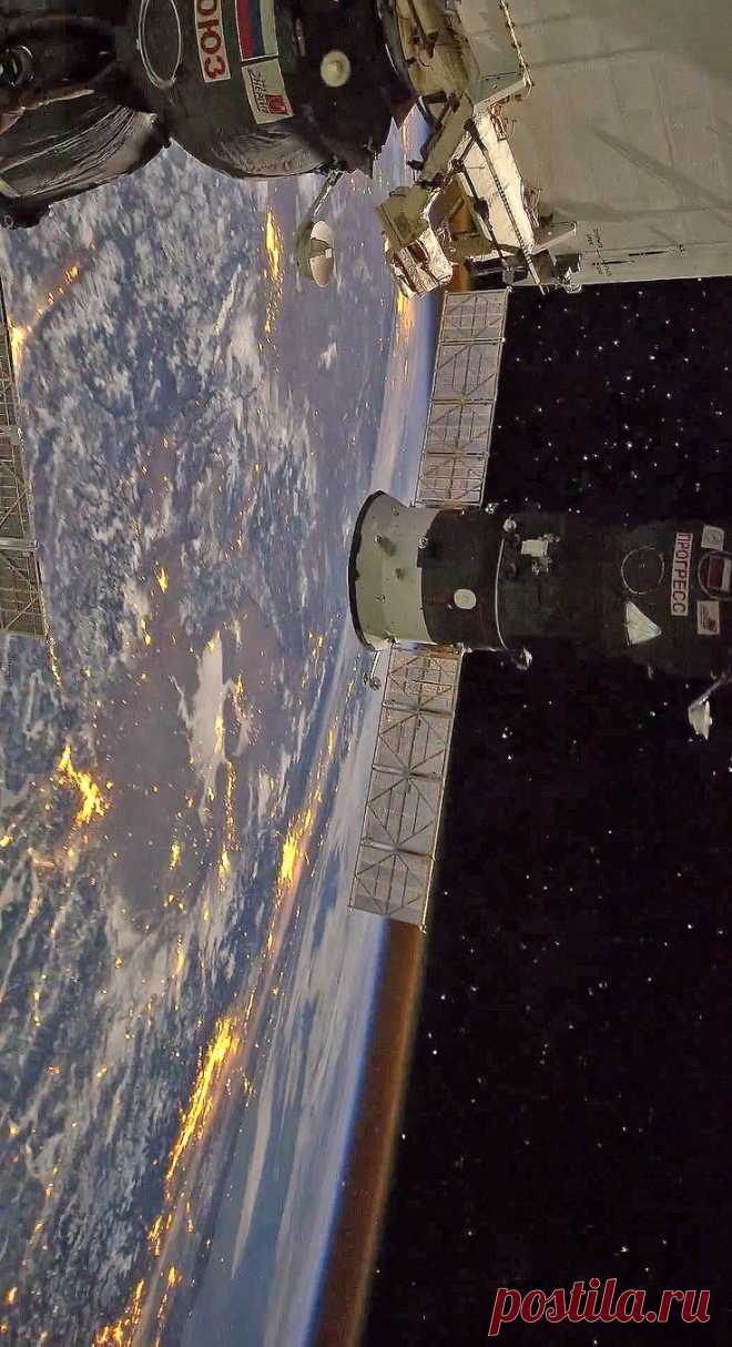 So beautiful. Night from the ISS  |  Найдено на сайте outsidetelevision.com.