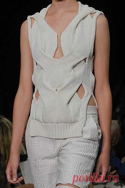 Alexander Wang at New York Fashion Week Spring 2013 - StyleBistro