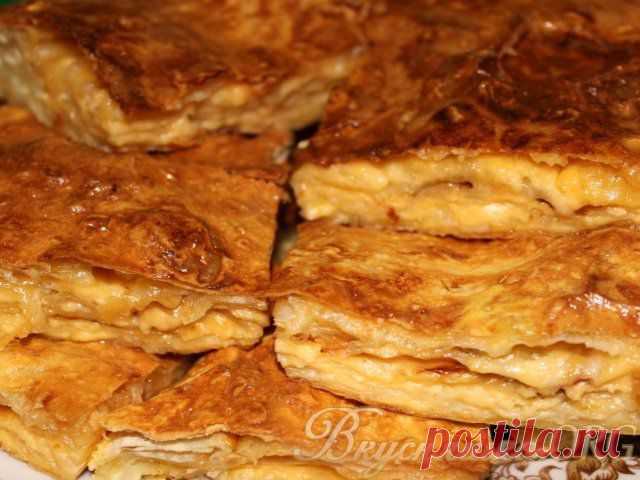 Слоеный пирог из лаваша с сыром. Рецепт с фото