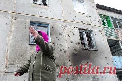 Американская ракета HARM попала в жилую многоэтажку в Донецке. Ракета «AGM-88 HARM» попала в жилую многоэтажку в Донецке при обстреле со стороны Украины. «Разрушения получил 13 этаж данного дома, в результате чего были выбиты стекла, а также повреждено строение», — подчеркнули источники. Украинские военные обстреляли Киевский район Донецка.