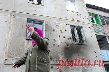 Американская ракета HARM попала в жилую многоэтажку в Донецке. Ракета «AGM-88 HARM» попала в жилую многоэтажку в Донецке при обстреле со стороны Украины. «Разрушения получил 13 этаж данного дома, в результате чего были выбиты стекла, а также повреждено строение», — подчеркнули источники. Украинские военные обстреляли Киевский район Донецка.