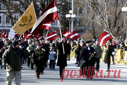 В Риге предложили создать улицу или сквер легионеров СС. Вице-мэр Риги Эдвард Ратниекс заявил, что предложит комиссии по топонимам и названиям городских объектов создать в латвийской столице сквер или назвать улицу в память о латышских легионерах СС. По мнению чиновника, они являются символом борьбы против «тоталитарного сталинского режима и оккупации».