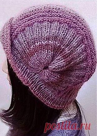 Оригинальная шапка спицами