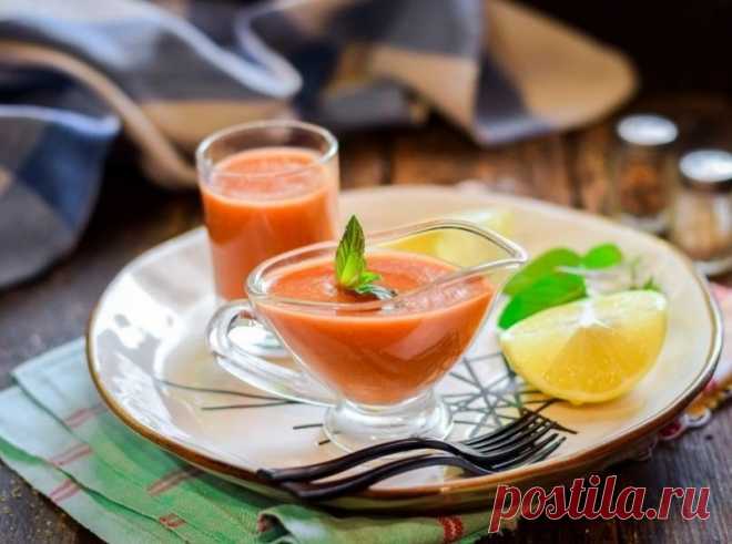 ​Кисло-сладкий соус к мясу Ингредиенты:Мука — 1,5–2 ч. л.Вода — 4 ст. л.Соевый соус — 2 ст. л.Сок апельсина — 60 млСок лимона — 30 млТоматная паста — 2 ч. л.Сахар — 1 ч. л.Соль — по вкусуПерец — 1 щепоткаПриготовление:1. В небольшую миску всыпьте пшеничную муку...