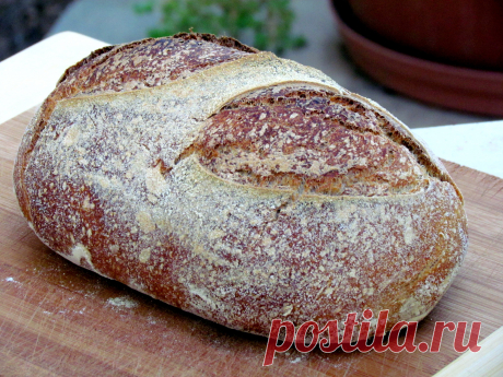 Бордосский хлеб Pain Bordelaise (не путать с Couronne Bordelaise ) это очень вкусный пшеничный хлеб с небольшим добавлением ржаной и цельной муки. Чтобы его испечь нужно всего лишь несколько грамм закваски. Этот рецепт взят из книги The Fundamental Techniques of Classic Bread Baking by FCI. Для закваски 63 гр…