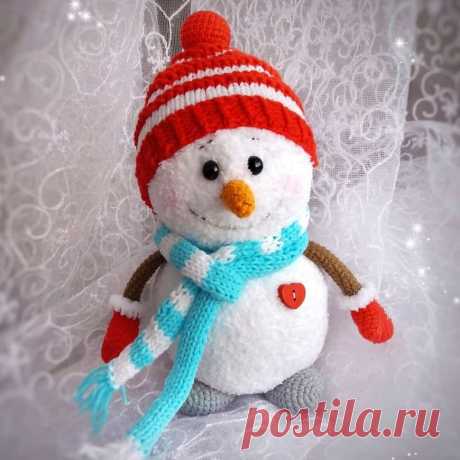 Вязаный снеговик амигуруми | Амигуруми