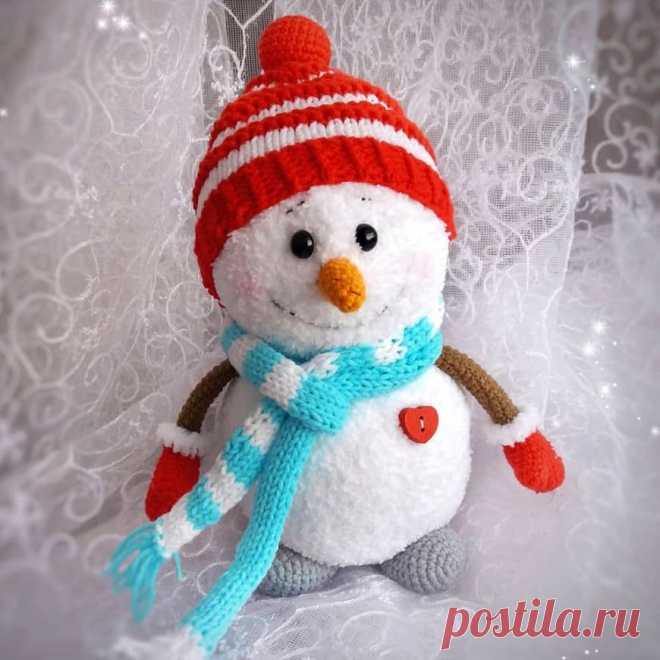 Вязаный снеговик амигуруми | Амигуруми