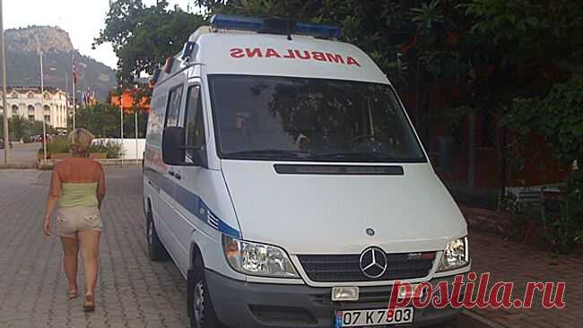 СМИ: причиной смерти семьи из ФРГ в Стамбуле могло стать отравление химией