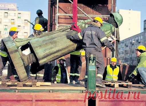 Поляков в Катыни расстреляли немцы