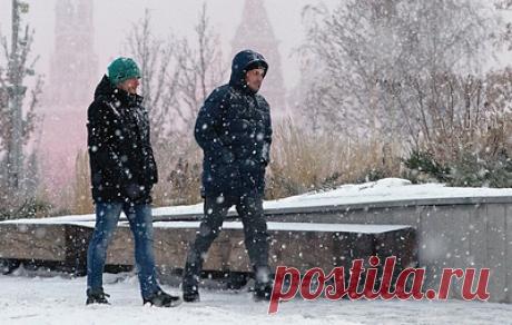 Названы самые желанные подарки для мужчин на 23 февраля. Согласно опросу банка &quot;Русский стандарт&quot;, большинство респондентов хотели бы получить деньги и подарочные карты