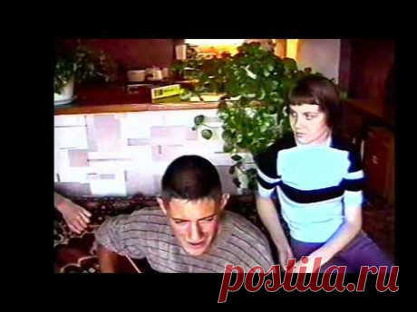 Семейные посиделки. Песни под гитару.