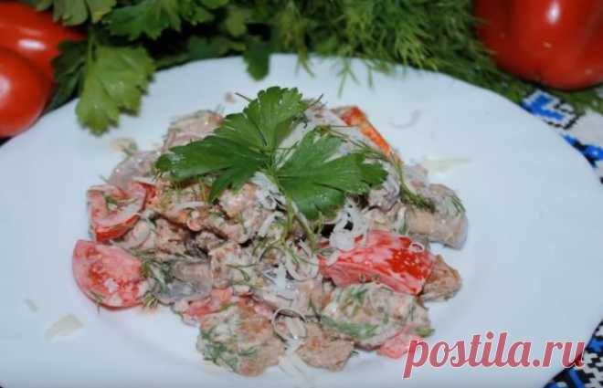 Салат «Быстро и вкусно», вкусно так, что невозможно остановится! Предлагаю приготовить замечательный, очень вкусный салат на скорую руку. На приготовление салата уйдет минут 15, но поверьте, все останутся очень довольны. Продукты в этом салате отлично сочетаются и его хочется еще и еще...