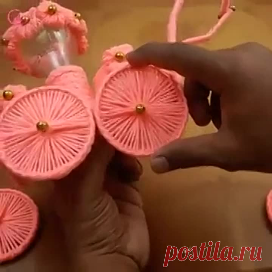 Необычные поделки из ниток!