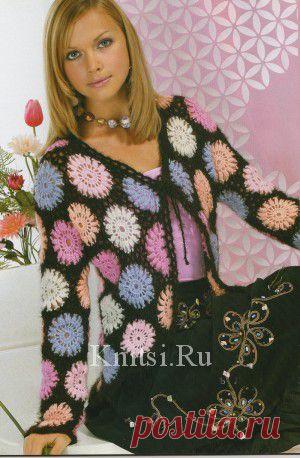 Жакет из цветочных мотивов....