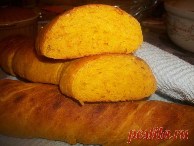 ТЫКВЕННЫЙ БАТОН!
Танцы от плиты и до компа!!! Как вам ? Подходит? Тогда  на кухню! Кстати, если нет желания печь батоны, можно сделать хлеб - по тому же рецепту. Или порционные булочки: разрезаешь ее, загадочную, за завтраком, а внутри - море желтых улыбочек, вкусных желаний петь ни о чем,  в ожидании чуда. 

Ингредиенты для теста:350 г муки;1 яйцо;200 г тыквенного пюре;30 мл теплого молока;1 ст. л. Меда(заменила 2стл сахара) 15гр дрожжей;1/2 ч. л. соли;3 ст. л. растительн...