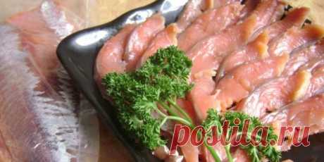 7 способов быстро и вкусно засолить горбушу в домашних условиях Масло, коньяк, укроп, горчица и другие пряности сделают рыбу идеальной. 8 важных советов Солить можно и охлаждённую, и замороженную горбушу. При покупке лучше выбирать рыбу с головой и внутренностями, чтобы было легче определить свежесть...