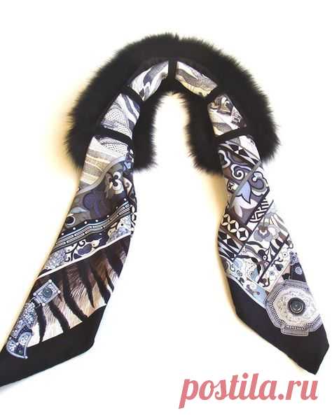 HOW IT WORKS 1. Five-loop method: Place your fur collar on a flat surface, backside facing up. Fold your scarf in the basic bias, and slide it through the five