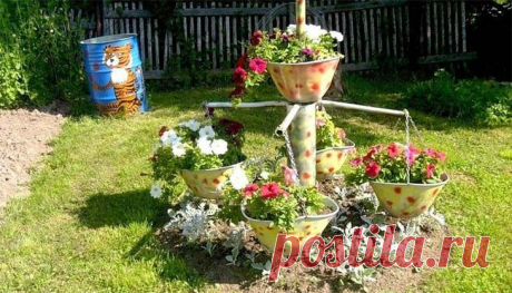 Идеи для дачи своими руками: советы, фото обзор Все владельцы дачи однажды задумываются о ее украшении, внесении в атмосферу чего-то особенного. Конечно, можно пойти в специализированные магазины и купить все, что душа пожелает. Но если дачники жел...