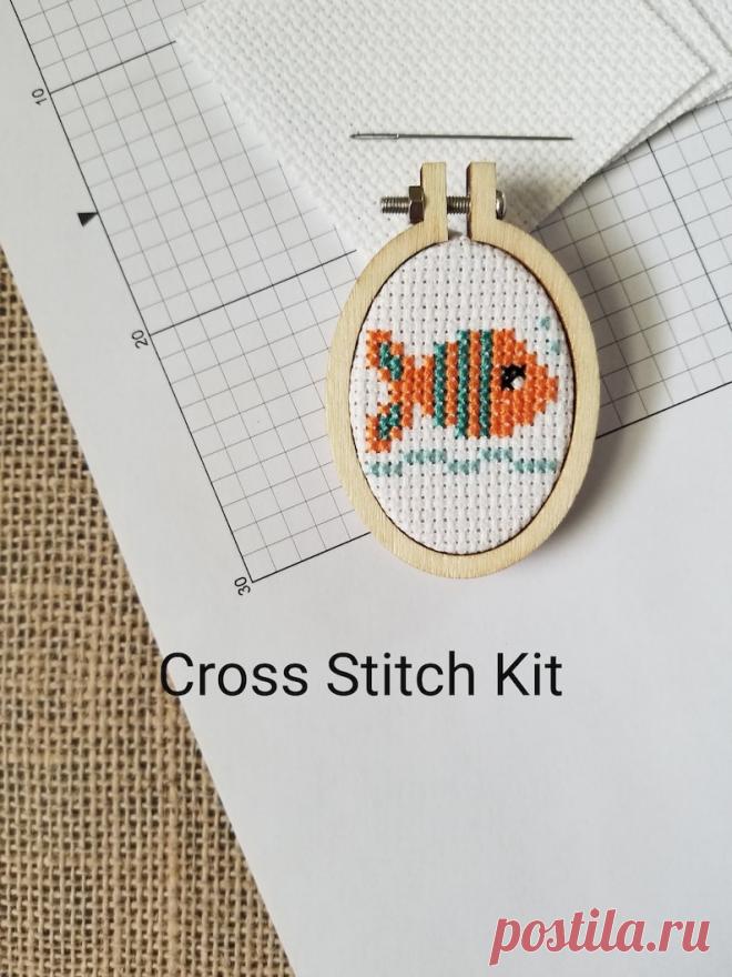Counted Cross Stitch Kit Fish Mini - Etsy España