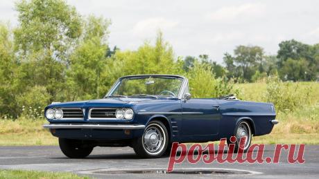 1963 Pontiac LeMans Convertible / W97 / Даллас 2015 / Аукционы Mecum 1963 Pontiac LeMans кабриолет представлен как серия W97 в Далласе, Техас
