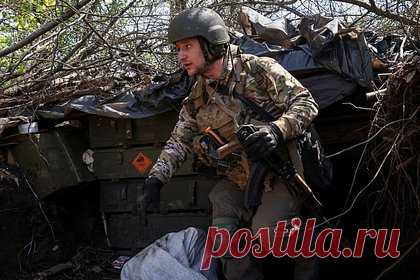 Военкоры рассказали о психоперациях ВСУ на передовой. Вооруженные силы Украины (ВСУ) начали проводить психологические операции для деморализации российские подразделения. В частности, утверждается, что противник в целях устрашения на передовой «показывает свои колонны и новые образцы техники НАТО, а также скопления пехоты».