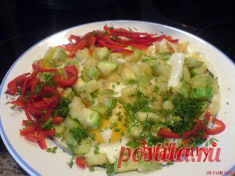 Яичница со свежим зелёным кабачком