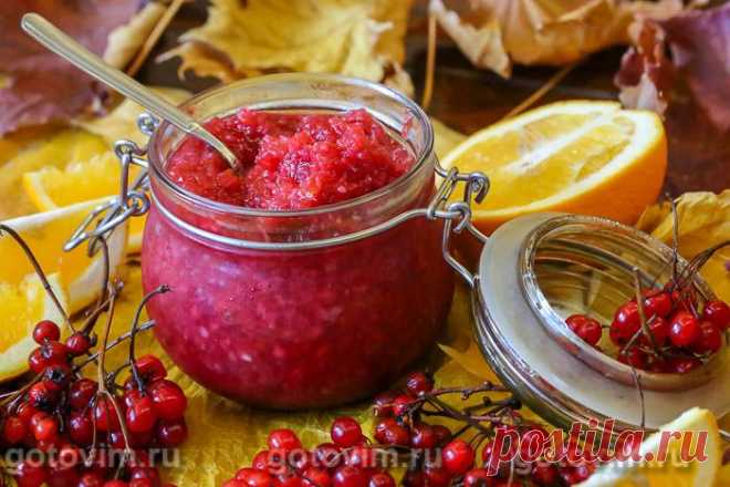 Сырое варенье из калины с апельсином. Рецепт с фото Сырое варенье из калины с апельсином - отличная основа для вкусного напитка. Чтобы его приготовить, достаточно положить в чайную чашку 2-3 ч.л. варенья и залить водой. Это очень вкусно! И полезно. Косточки из ягоды удалять не надо, они делают напиток еще целебнее. Одного не маленького апельсина хватит на 1-2-литровую банку калинового варенья. 



