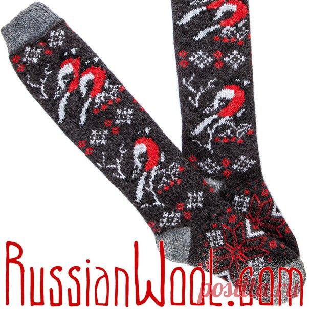 ГОЛЬФЫ СНЕГИРИ ЧЁРНЫЕ
Купить здесь  https://www.russianwool.com/golfy-snegiri-170905013119
Тёплые шерстяные гольфы для женщин. Цвет чёрный со светлой пяткой и мыском. Рисунок со снегирями и рябиной в снегу. Размер 37-39. Производство Россия.
#russianwool #рассказовские #носки #интернет_магазин #шерсть #москва #доставка_на_дом #гольфы_со_снегирями #купить @russianwool_com