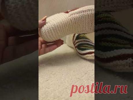 Красивые тапочки на канале Наталия Калиновская. #вяжемтапочки #knitting #handmade