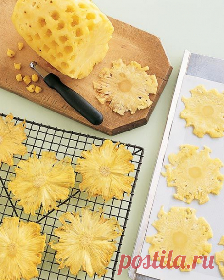 Dried Pineapple Flowers