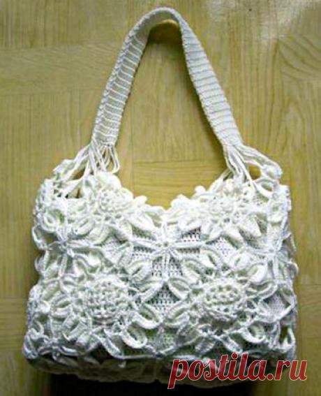 Легкая сумка из крупных цветов крючком - подробная и бесплатная схема вязания крючком с фото и инструкцией