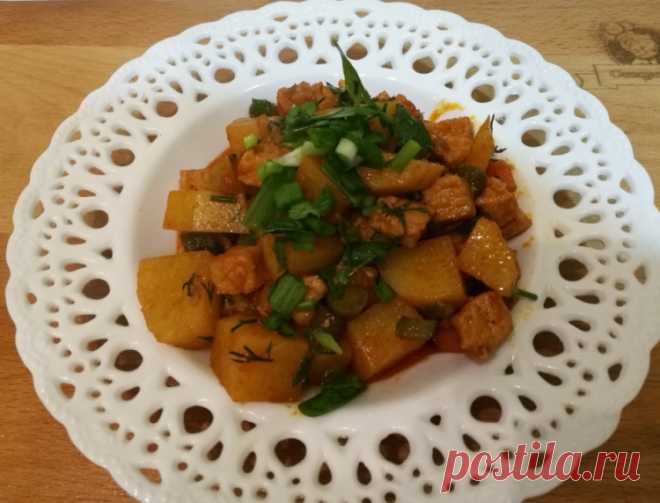 Жаркое из свинины с солеными огурчиками - Простые рецепты Овкусе.ру
