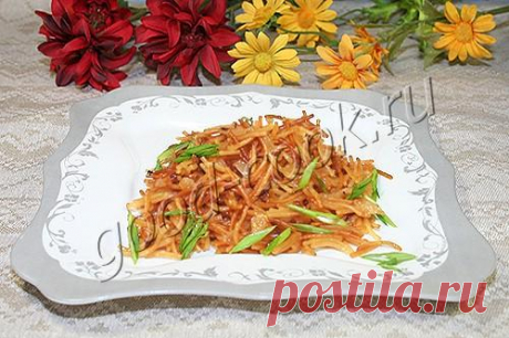 Жареная вермишель - рецепт хоть и простейший, но очень вкусный.