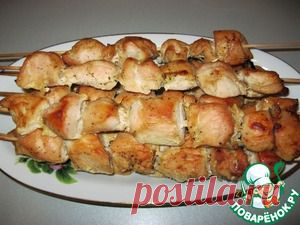 Куриный шашлык на шпажках в духовке.