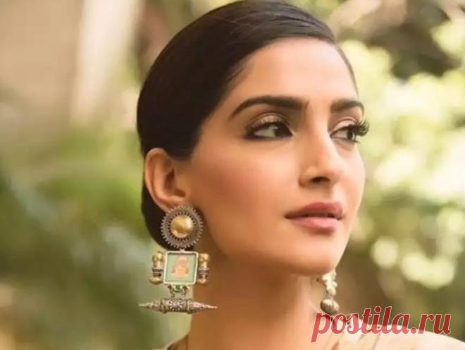 Несколько ошибок в нанесении туши: от излишков продукта на кончике щеточки до отказа от использования праймера . Милая Я