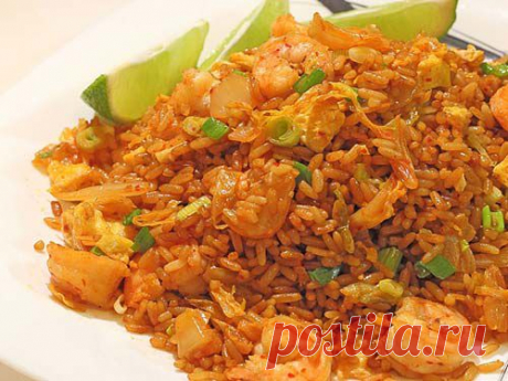 Ароматный жареный рис по-корейски… с кимчи и креветками — Вкусные рецепты