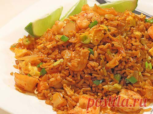 Ароматный жареный рис по-корейски… с кимчи и креветками — Вкусные рецепты