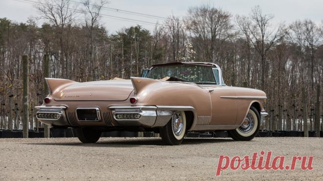 1958 Cadillac Eldorado Biarritz Convertible | W251 | Indy 2018