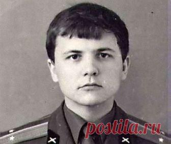 «Медовая ловушка»: как в неё попадали граждане СССР При помощи этого, старого как мир, способа, перевербованы десятки агентов спецслужб всего мира, получены сотни, если не тысячи, листов сверхсекретных документов государственной важности. Самой красивой и наиболее известной «медовой ловушкой» в истории внешней разведки считается Мата Хари.