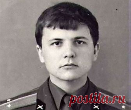 «Медовая ловушка»: как в неё попадали граждане СССР При помощи этого, старого как мир, способа, перевербованы десятки агентов спецслужб всего мира, получены сотни, если не тысячи, листов сверхсекретных документов государственной важности. Самой красивой и наиболее известной «медовой ловушкой» в истории внешней разведки считается Мата Хари.