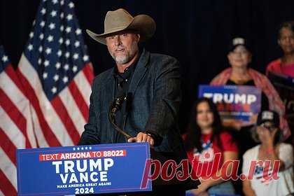 Кандидат в вице-президенты США допустил отказ Украины от территориальных притязаний