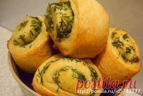 КАРТОФЕЛЬНО-СМЕТАННЫЕ БУЛОЧКИ С ЗЕЛЕНЬЮ.