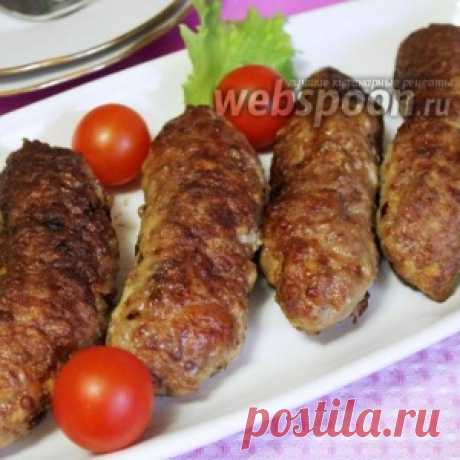 Мясные колбаски с чесноком