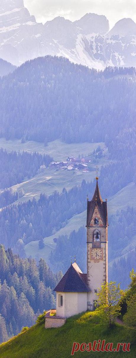 Santa Barbara, Alto Adige, Italy | Italia beckons like no other...