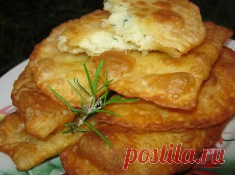 Чебуреки с картофелем и сыром
