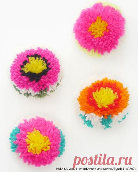 Цветочные помпоны.
