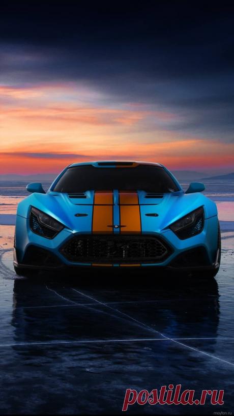 Скачать автомашину на заставку телефона.