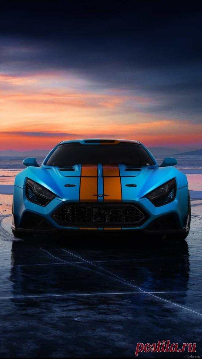 Скачать автомашину на заставку телефона.