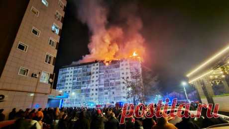 В Анапе обрушилась мансарда горящей многоэтажки. В результате пожара в многоэтажном доме в Анапе обрушилась по всей площади мансарда здания. Об этом сообщает РИА Новости со ссылкой на экстренные службы. Крыша дома частично обрушилась, огонь перекинулся на квартиры. По данным экстренных ...